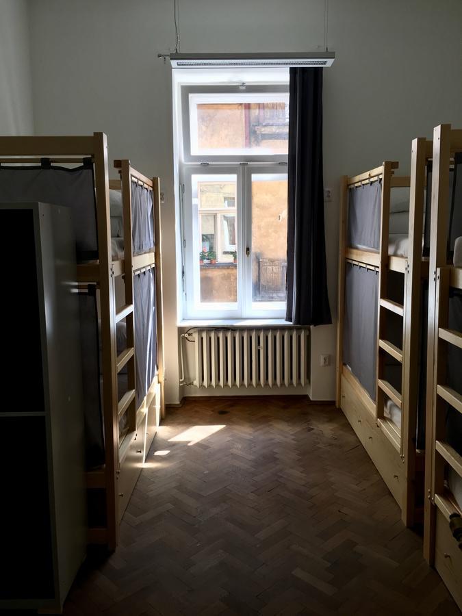 Bison Hostel Krasków Exteriör bild